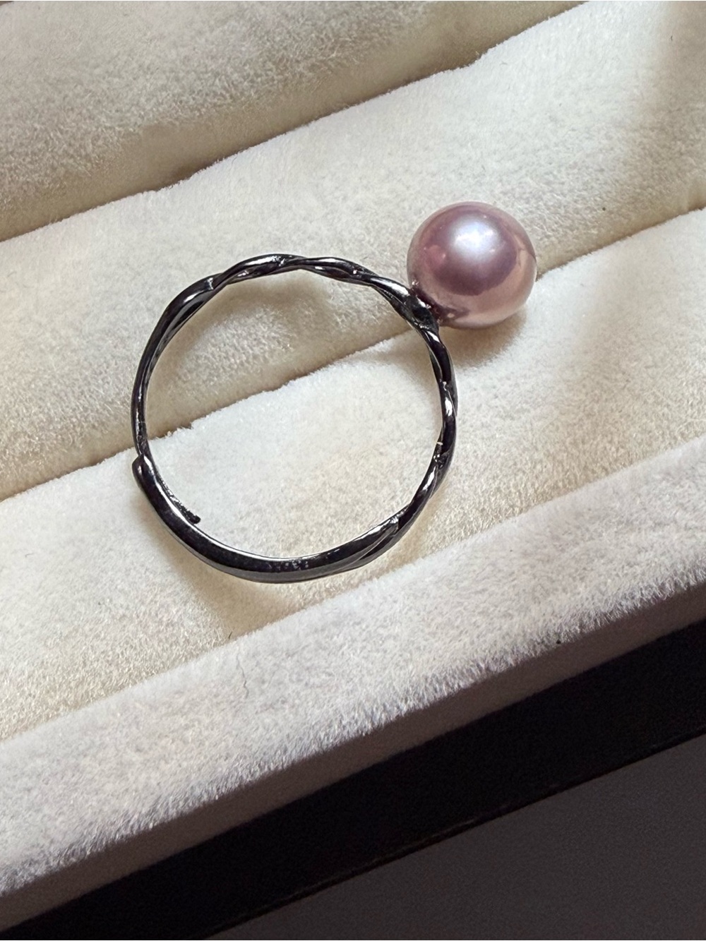 Real Freshwater Pink Pearl and Black-Tone Twist Ring